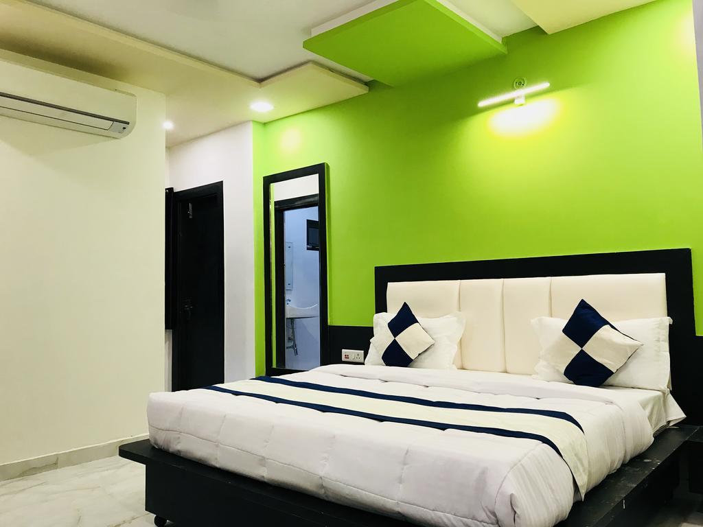 Hotel Aaradhya Residency Agra  Zewnętrze zdjęcie
