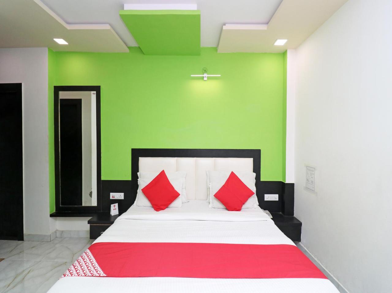Hotel Aaradhya Residency Agra  Zewnętrze zdjęcie