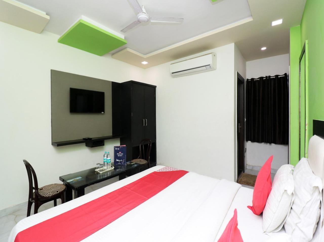 Hotel Aaradhya Residency Agra  Zewnętrze zdjęcie