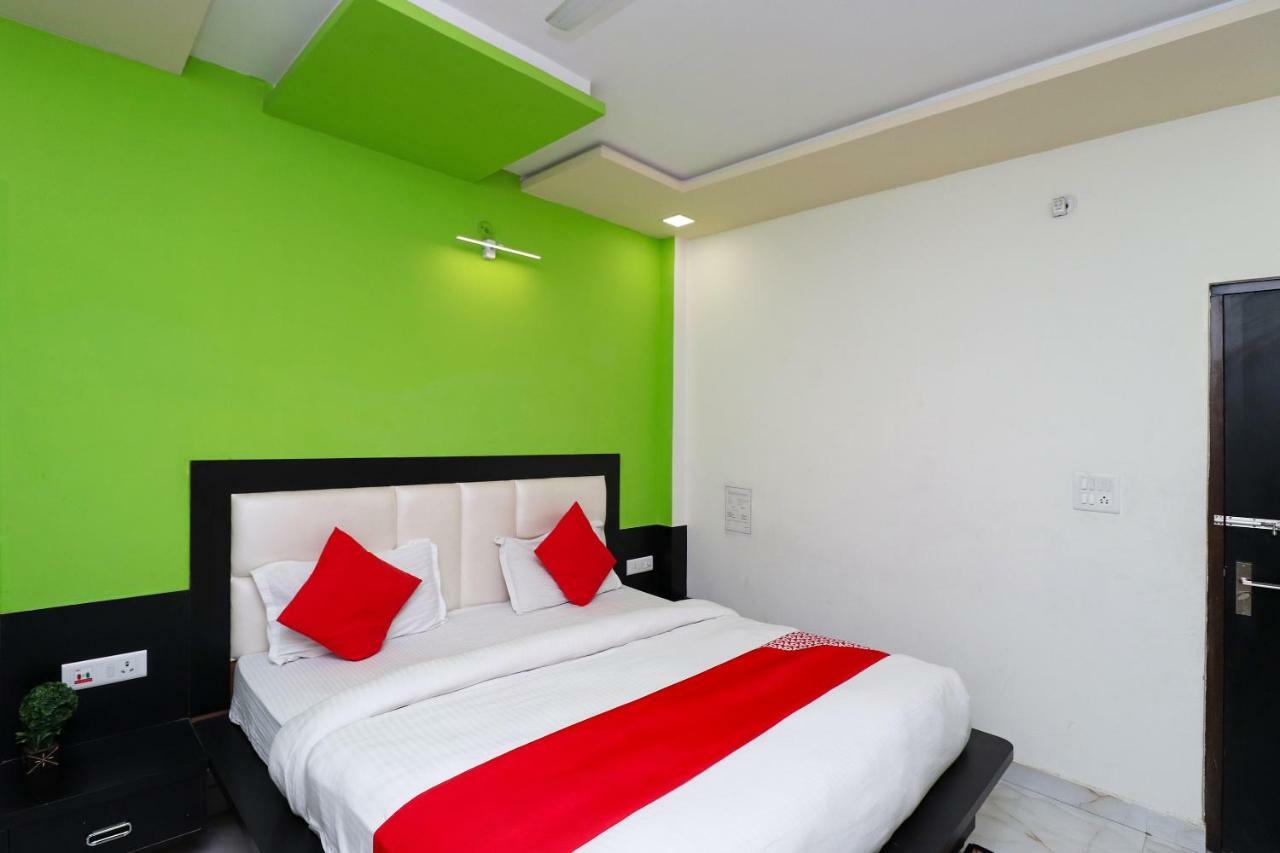 Hotel Aaradhya Residency Agra  Zewnętrze zdjęcie